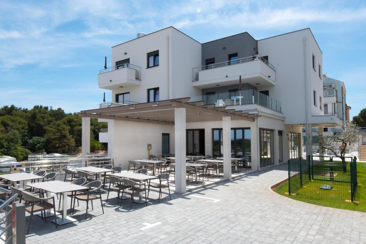 Punta Blu Aparthotel 4*
