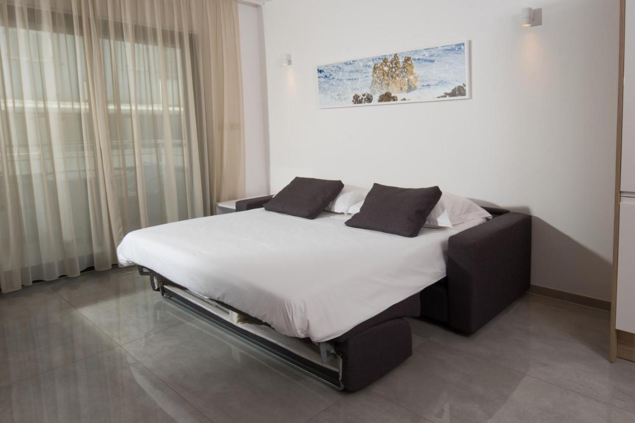 Punta Blu 4*